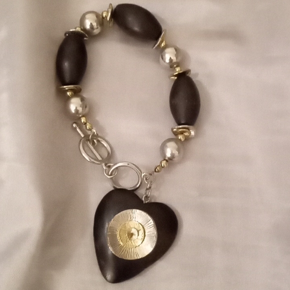 Jewelry - Lovely Bracelet